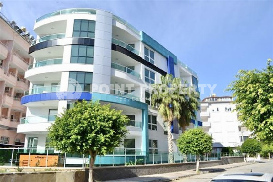 One-bedroom apartment, 65m², with elegant interior 150 meters from the sea in Oba, Alanya-id-1879-photo-1