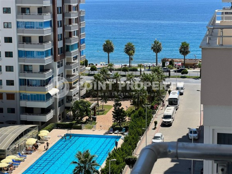 Spacious three-room apartment, 130m², in a complex with a swimming pool in the center of Mahmutlar, Alanya-id-1902-photo-1