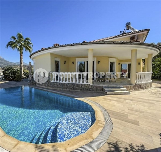 Furnished two-storey villa 4+1, 330m², with excellent views in Alanya - Kargicak-id-2101-photo-1