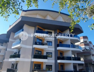 Spacious one-bedroom apartment in a residence with a swimming pool in the center of Alanya, near Keykubat beach-id-1169-photo-1