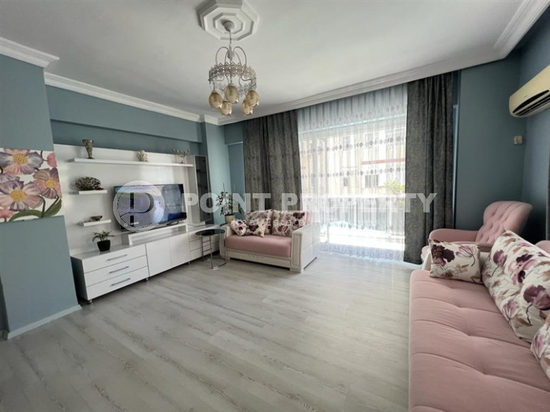 Spacious apartment 2+1 130 m2 from the owner in the Tuesday market area in Mahmutlar-id-1177-photo-1