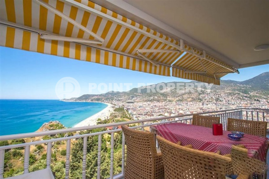 Four-room apartment, 115 m², in the heart of Alanya - Kale, with panoramic views of the Mediterranean Sea-id-2394-photo-1