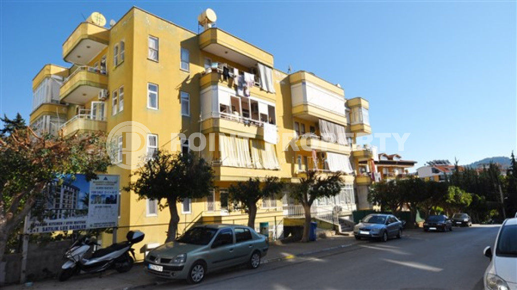 Квартира в турецком доме с тремя спальными комнатами в центре Алании-id-2442-фото-1