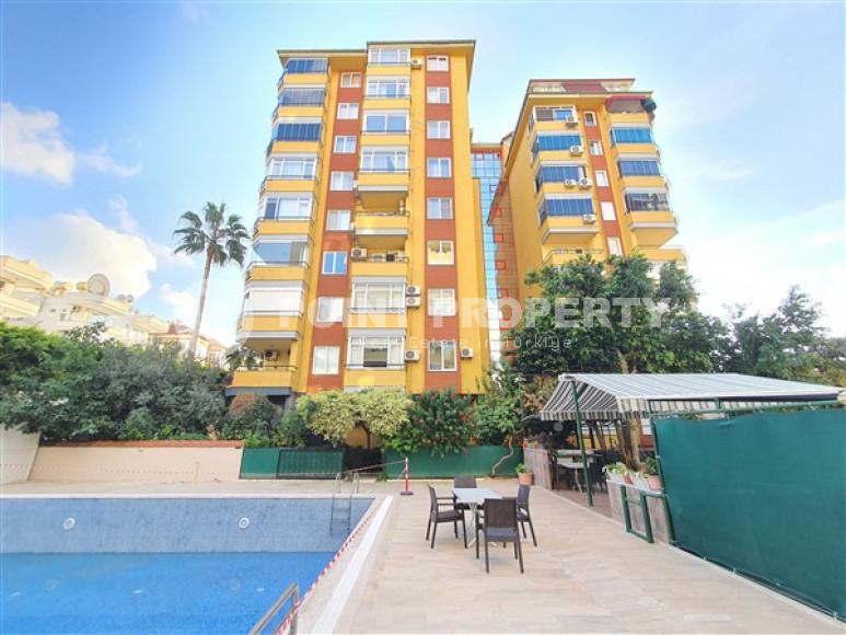 Апартаменты 2+1 с двумя балконами по доступной цене в 700 м от моря, Алания Центр-id-2489-фото-1