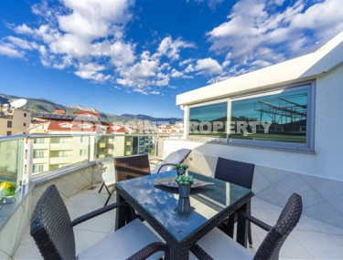 View comfortable penthouse 4+1, 240 m², on the first coastline in the Alanya region - Oba.-id-2499-photo-1