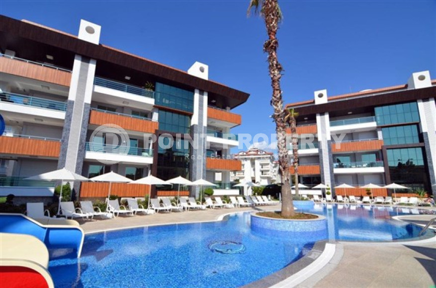 Two-level luxury apartment, 279 sq. m, with three bedrooms in a respectable area of Alanya, Lower Oba-id-2512-photo-1