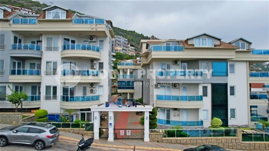 Furnished penthouse 2+1, 103m², with panoramic views of the Mediterranean Sea in the center of Alanya-id-2637-photo-1
