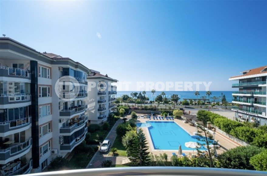 View luxury four-room apartment 250 m2 in the Kestel area, suitable for obtaining citizenship-id-2651-photo-1