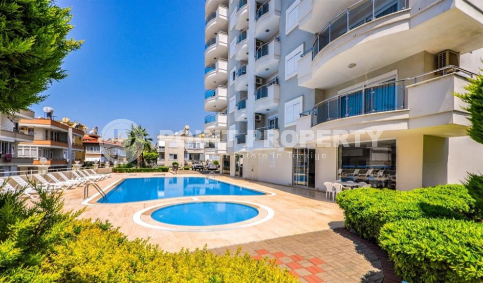 Spacious furnished 2+1 apartment with an area of 95 m2 in a residential complex in the very center of Alanya just 200 meters from the sea-id-1233-photo-1
