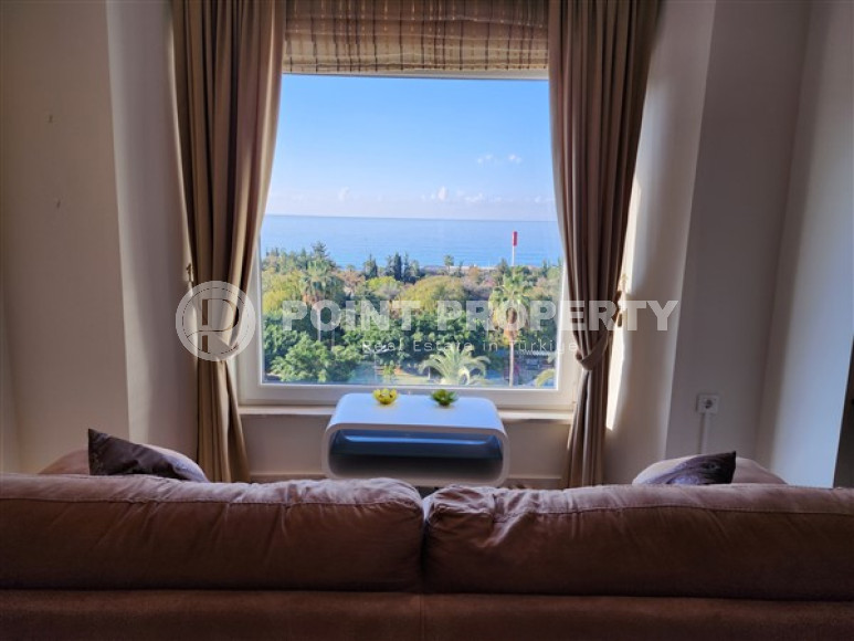Magical apartment 2+1 in Mahmutlar, area 130 m2, 100 meters from the sea-id-2761-photo-1