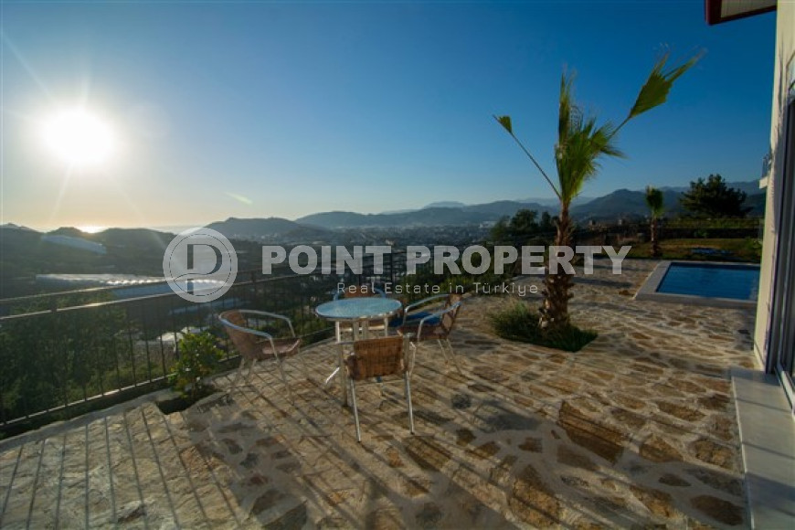 New villa 2+1, 130m², with panoramic views, with a swimming pool, in the area of Alanya - Gazipasa-id-2792-photo-1