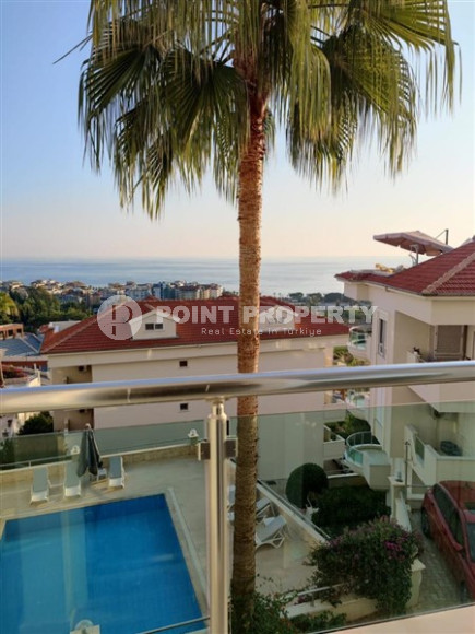 View apartment 2+1, in a low-rise comfortable residence, the center of Alanya, 500 meters from the sea-id-2800-photo-1