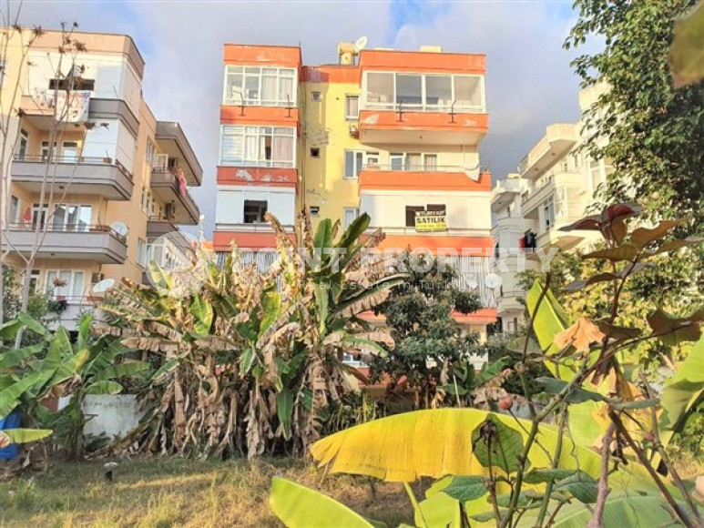 Ухоженная и просторная 60 м2 квартира с двумя балконами, в шаговой доступности от моря, центр Аланьи-id-2848-фото-1