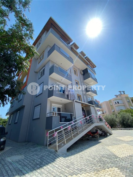 Compact 1+1 apartment with fine finishing, Gazipasa, 500 meters from the city center-id-2850-photo-1