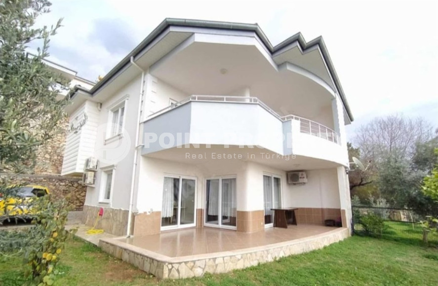 Small four-room two-story villa in Alanya, Hasbahce-id-2856-photo-1
