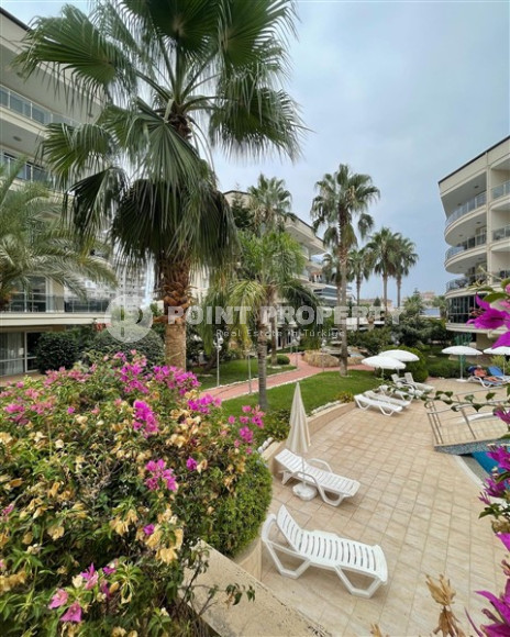 Respectable and spacious 2+1 apartments in a beautiful complex, lower Oba, Alanya-id-2926-photo-1