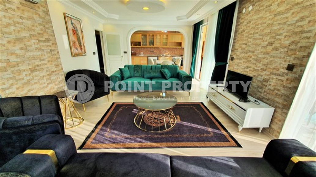 Spacious 2+1 apartment with an area of 125 m2 in the Mahmutlar area, Alanya, 600 meters from the sea-id-2949-photo-1