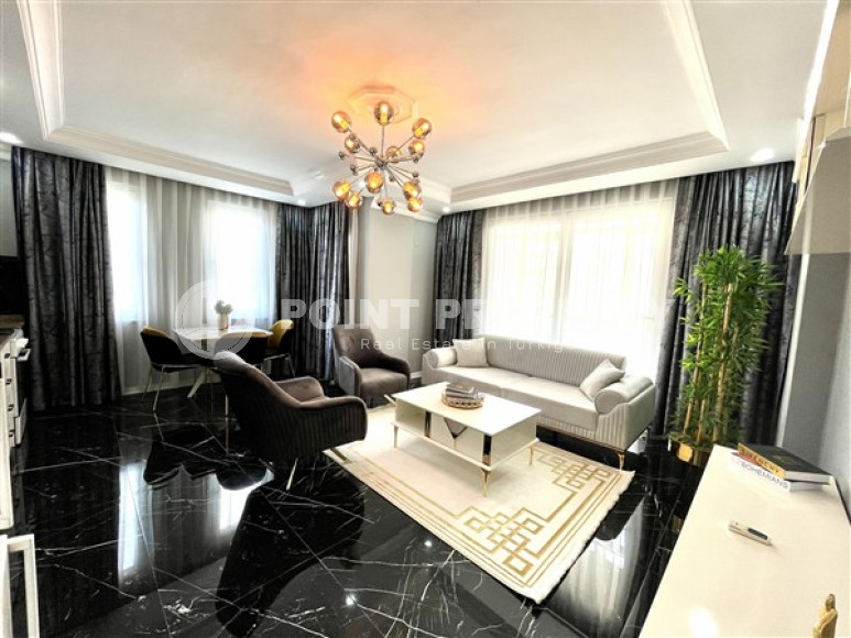 Ready-to-move three-room apartment with two bedrooms in the very center of Alanya, with an area of 115 m2-id-2988-photo-1