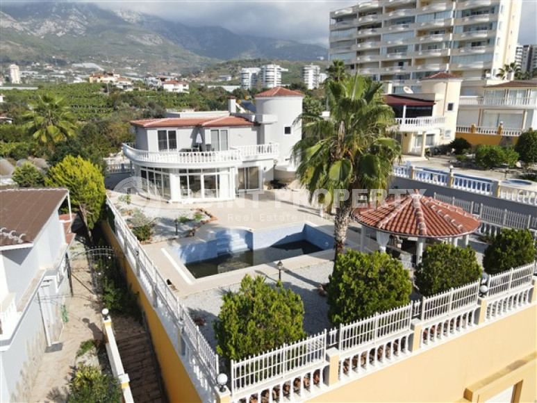 Unique 5+1 duplex villa with an area of 250 m2, Mahmutlar area, Alanya-id-3002-photo-1