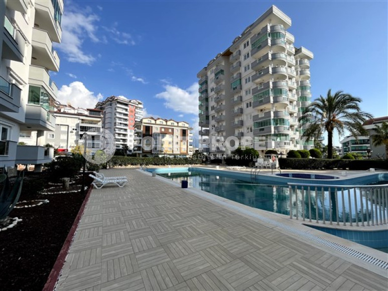 Comfortable apartment of 120 m2 in Cikcilli area, Alanya, on the 6th floor of the complex-id-3014-photo-1