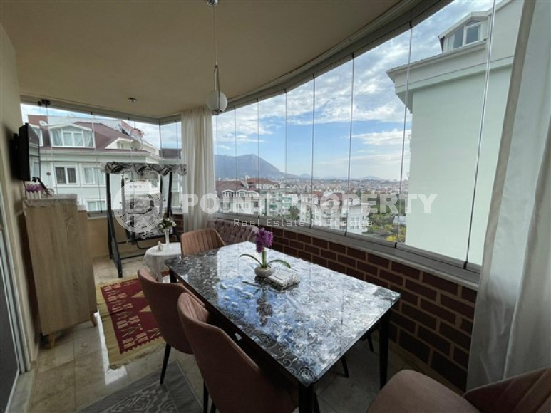 Three-room apartment 2+1 with furniture and a large balcony, Cikcilli, Alanya-id-3049-photo-1
