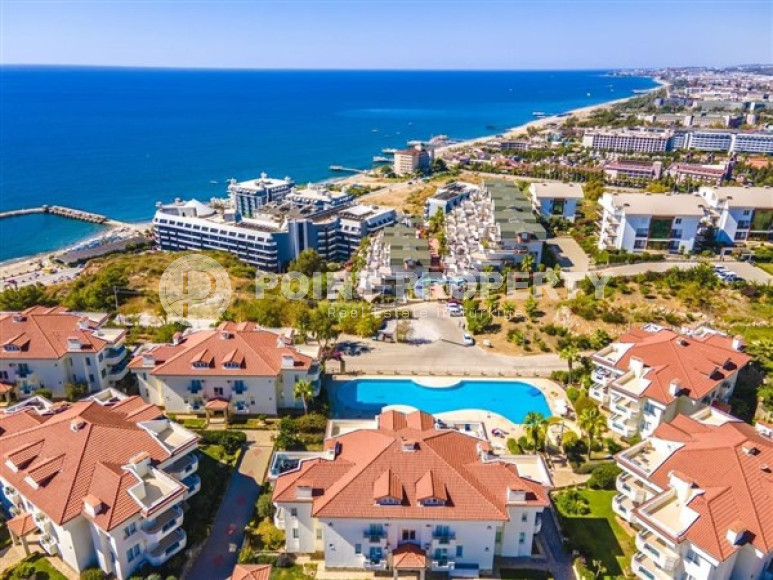 Duplex apartment 3+1 with access to the garden in a complex by the sea, Konakli, Alanya-id-3063-photo-1