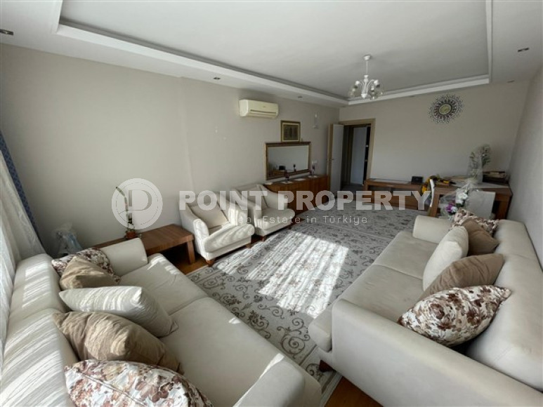 Cozy three-room apartment 120 m2 in Cikcilli area, Alanya, sold unfurnished-id-3075-photo-1
