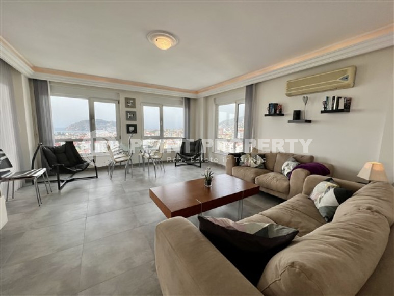 Apartment 2+1 with a gorgeous view of the sea and the fortress, Cikcilli, Alanya-id-3134-photo-1