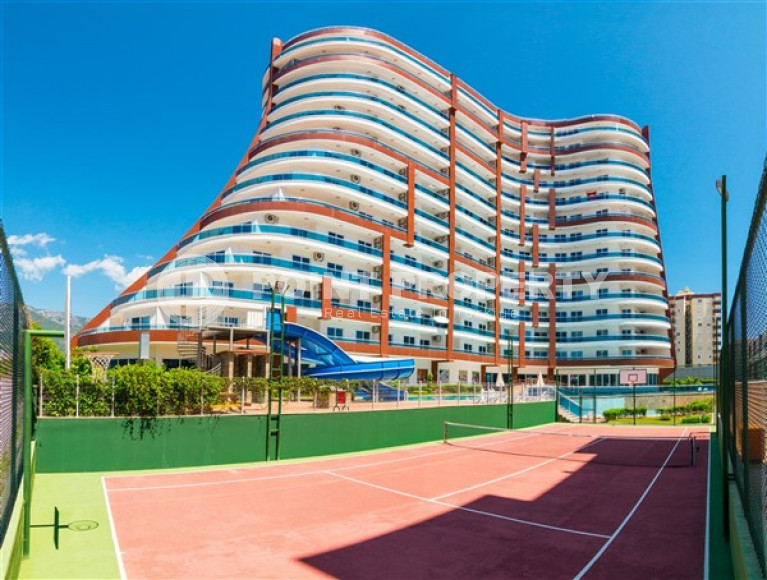 Furnished studio apartment in a residential complex with varied infrastructure, Mahmutlar, Alanya-id-3246-photo-1