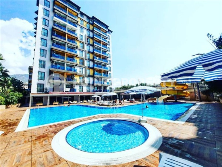 Small two-room apartment 54 m2, Alanya center, in a building built in 2014-id-3479-photo-1