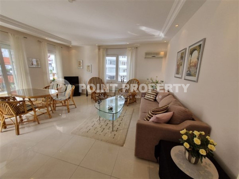 Comfortable apartment 125 m2 with three balconies, Tosmur district-id-3525-photo-1