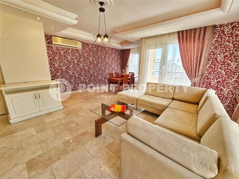 Penthouse 3+1 195m2 near the sea, in close proximity to infrastructure facilities.-id-3531-photo-1