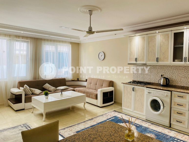 Spacious one bedroom apartment 200 meters from the sea.-id-3570-photo-1