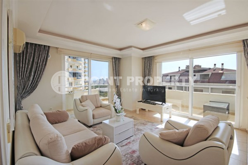 Magnificent apartment with a 2+1 layout and an area of 110 m2, Mahmutlar district-id-3664-photo-1