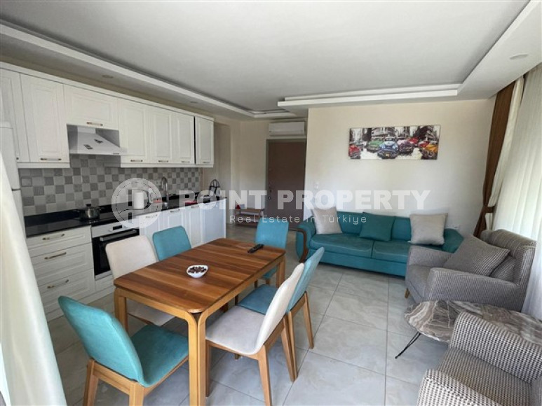 Comfortable three-room apartment 110 m2 with furniture, Mahmutlar-id-3694-photo-1