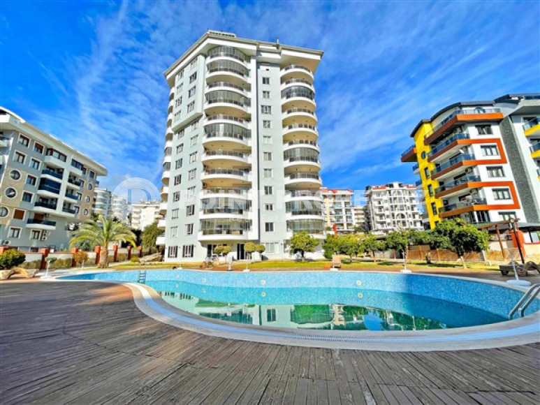 Large and cozy apartment of 170 m2 in Cikcilli area, Alanya, sold unfurnished-id-3702-photo-1