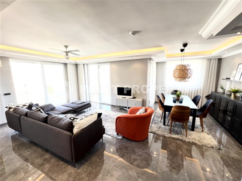 Fully furnished duplex, on the 12th floor, with access to terraces, in the Mahmutlar area.-id-3704-photo-1