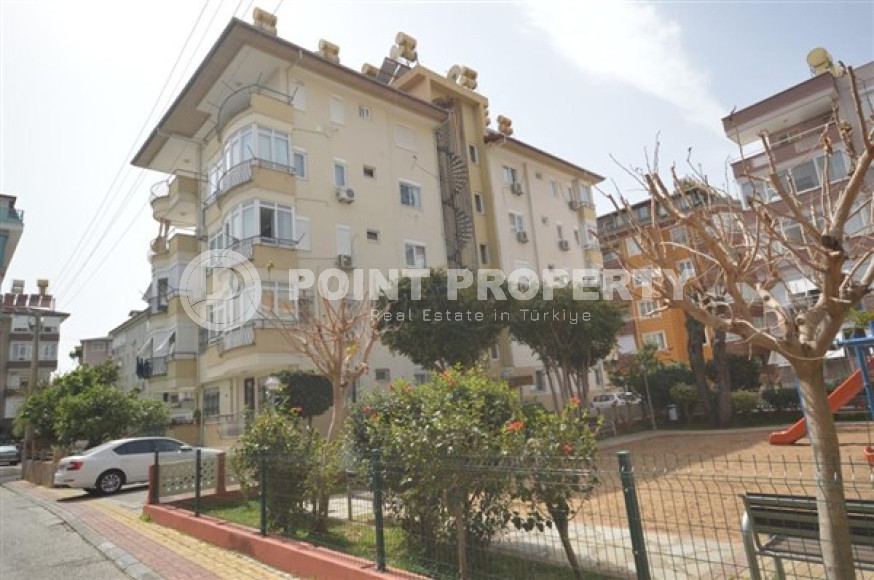 Ready-to-move-in two-room apartment 80 m2 with balcony, Alanya center-id-3757-photo-1