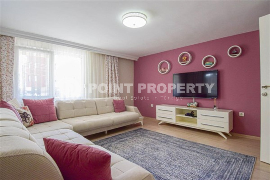 Beautiful five-room duplex 200 m2 with two balconies, Alanya center-id-3809-photo-1