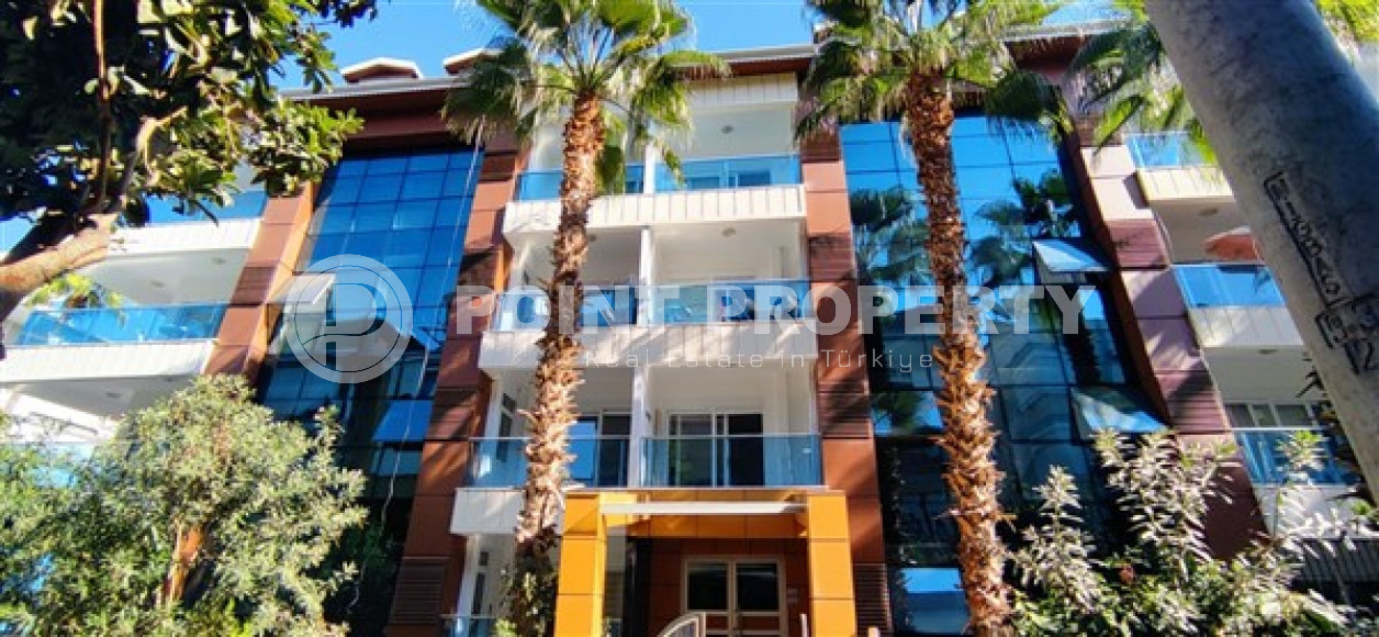 Inexpensive classic 1+1 apartment with an area of 50 m2, Alanya center-id-3849-photo-1
