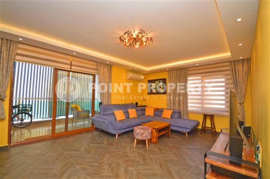 Furnished apartment 3+1, with a total area of 170 m2, in a quiet area of Hasbahce.-id-3885-photo-1