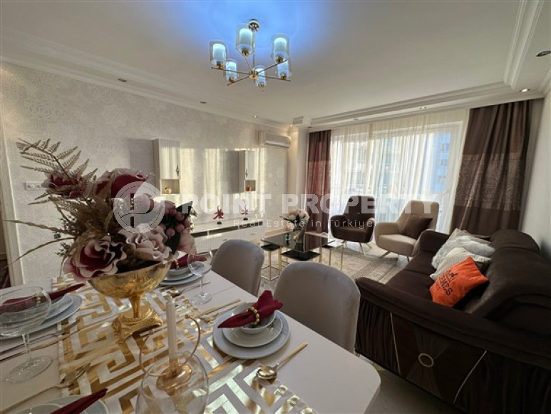 Nice modern apartment with good repair, furniture and household appliances, 500 meters from Cleopatra Beach.-id-3900-photo-1