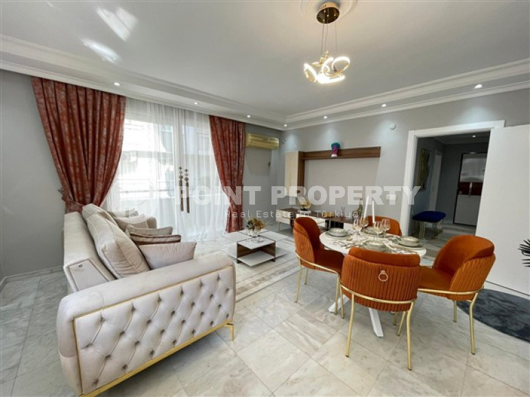 Stylish comfortable apartment 2+1 300 meters from the beach and promenade.-id-3905-photo-1