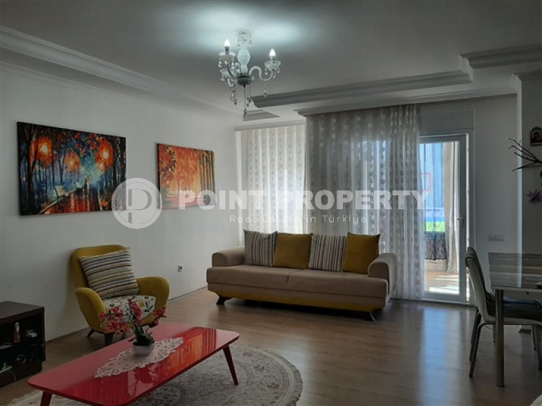 Cozy and spacious two-room apartment 90 m2 with furniture, Avsallar district-id-3933-photo-1