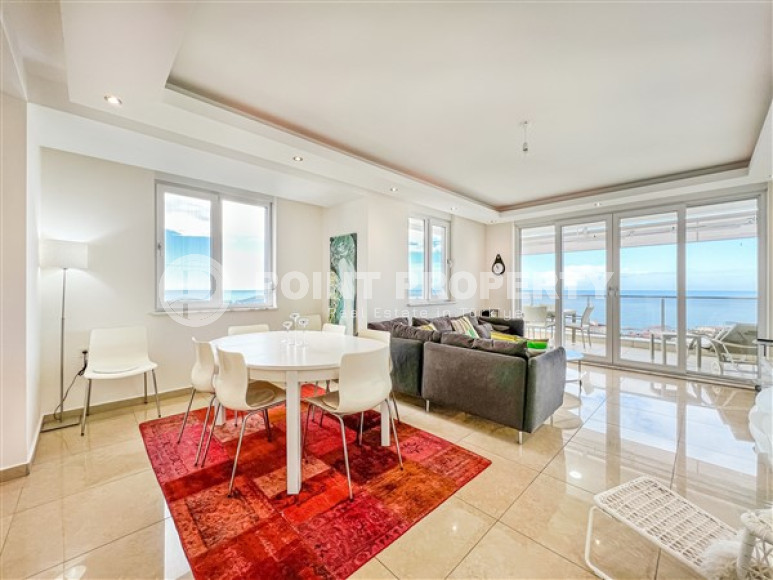 Luxurious five-room penthouse 150 m2 with furniture, Konakli district-id-4146-photo-1