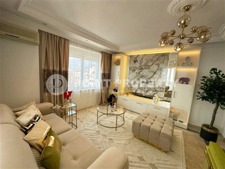 Stylish apartment 120 m2 with beautiful interior and furniture, Tosmur district-id-4375-photo-1