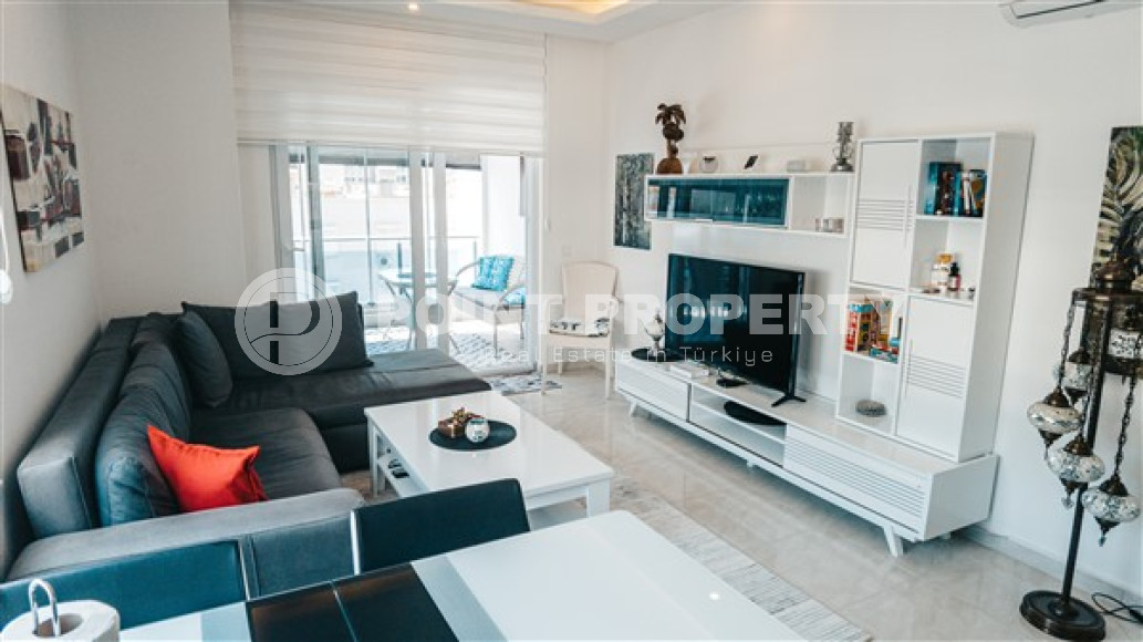 Stylish modern apartment on the 6th floor 600 meters from the beach and promenade.-id-4439-photo-1