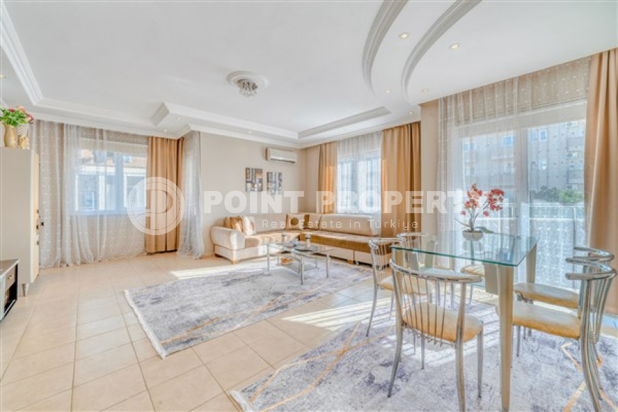 Bright apartment with a large living area of 110 m2 in the center of Alanya-id-4457-photo-1