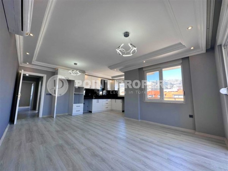 Spacious penthouse with an area of 200 m2 and three balconies in the Mahmutlar area-id-4487-photo-1