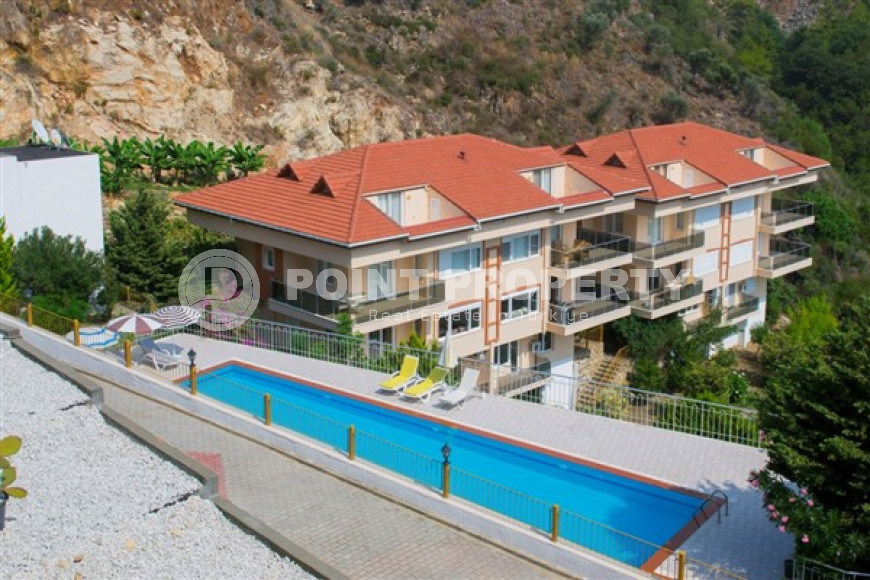 Comfortable duplex on the 3rd floor with an attic with a luxurious panoramic sea view.-id-4497-photo-1